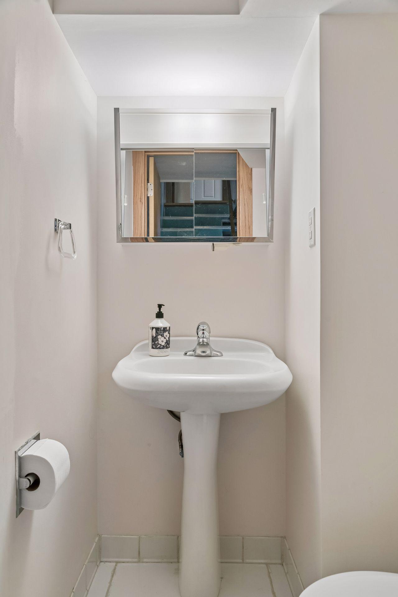 770 Parker Avenue - Spacecrafting - 0029.jpg