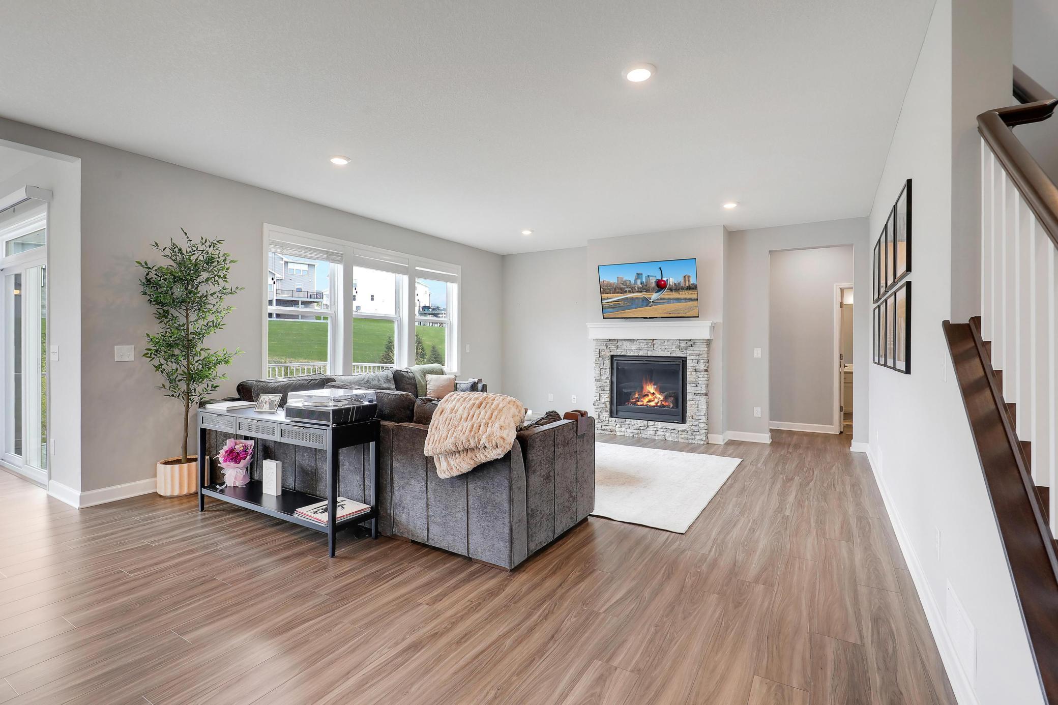 Gas fireplace