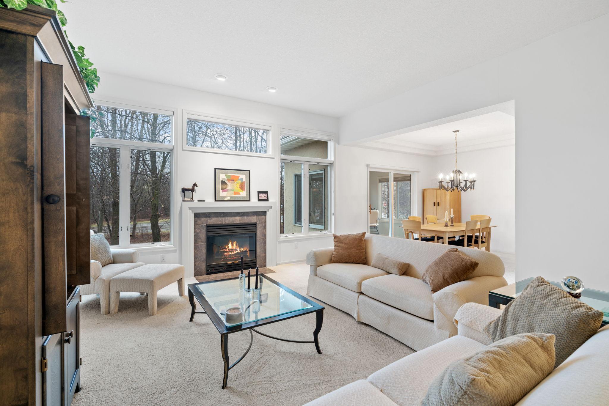 29-web-or-mls-12525 42nd Ave N-29.jpg