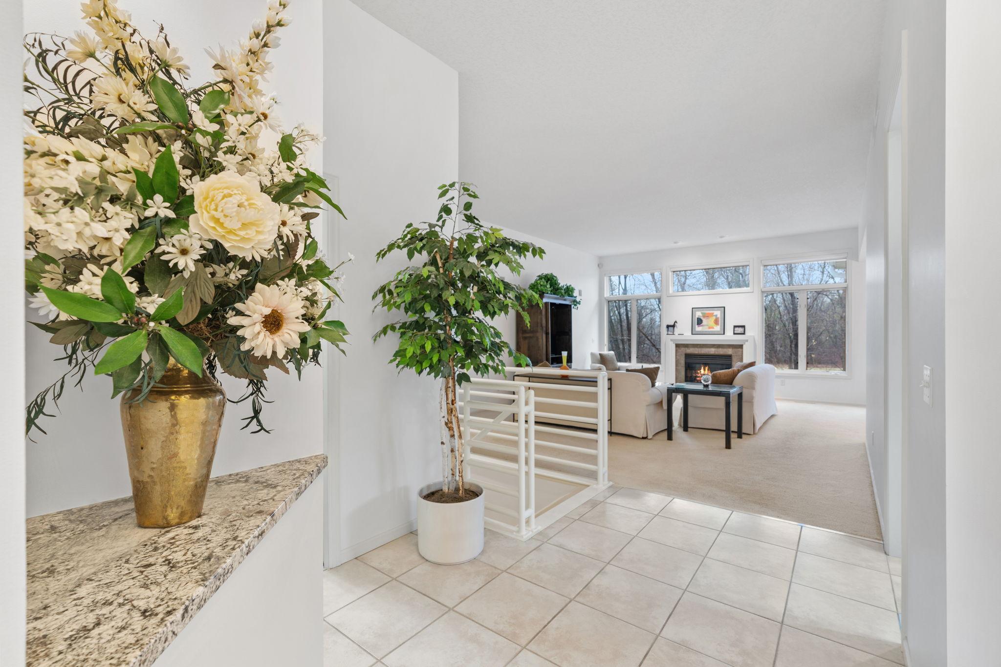 25-web-or-mls-12525 42nd Ave N-25.jpg