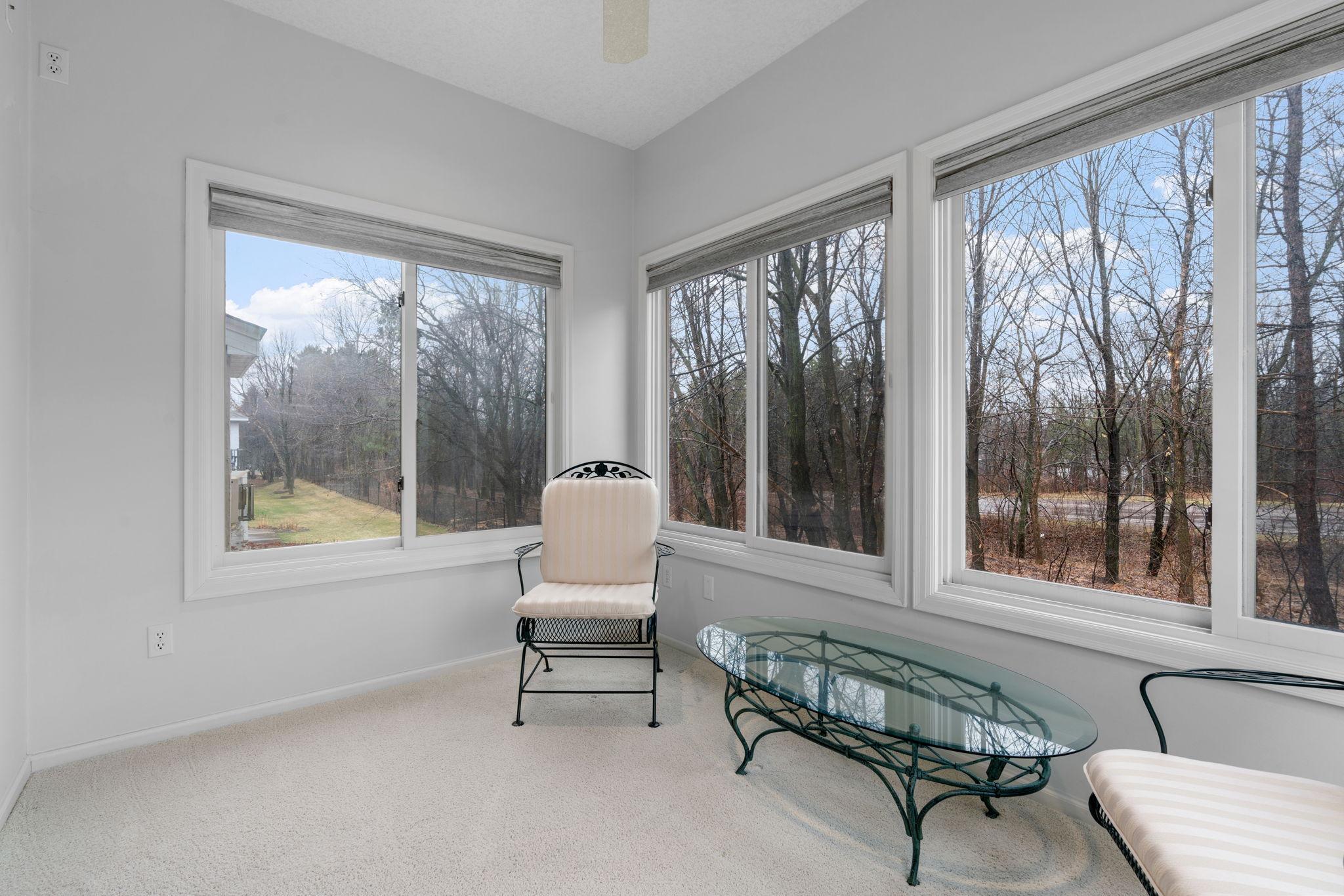 36-web-or-mls-12525 42nd Ave N-36.jpg