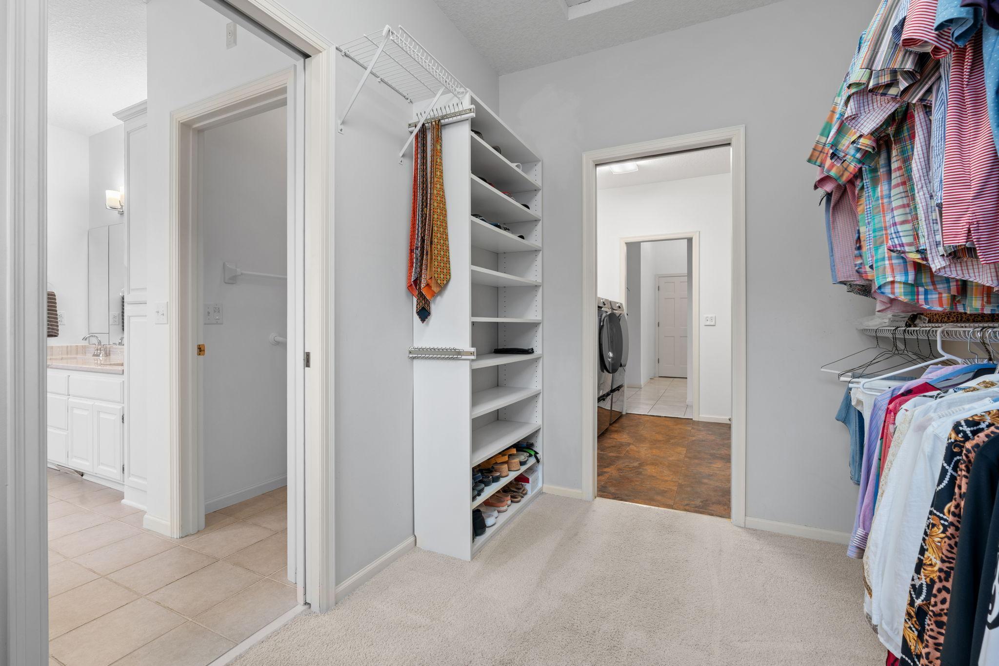 60-web-or-mls-12525 42nd Ave N-60.jpg