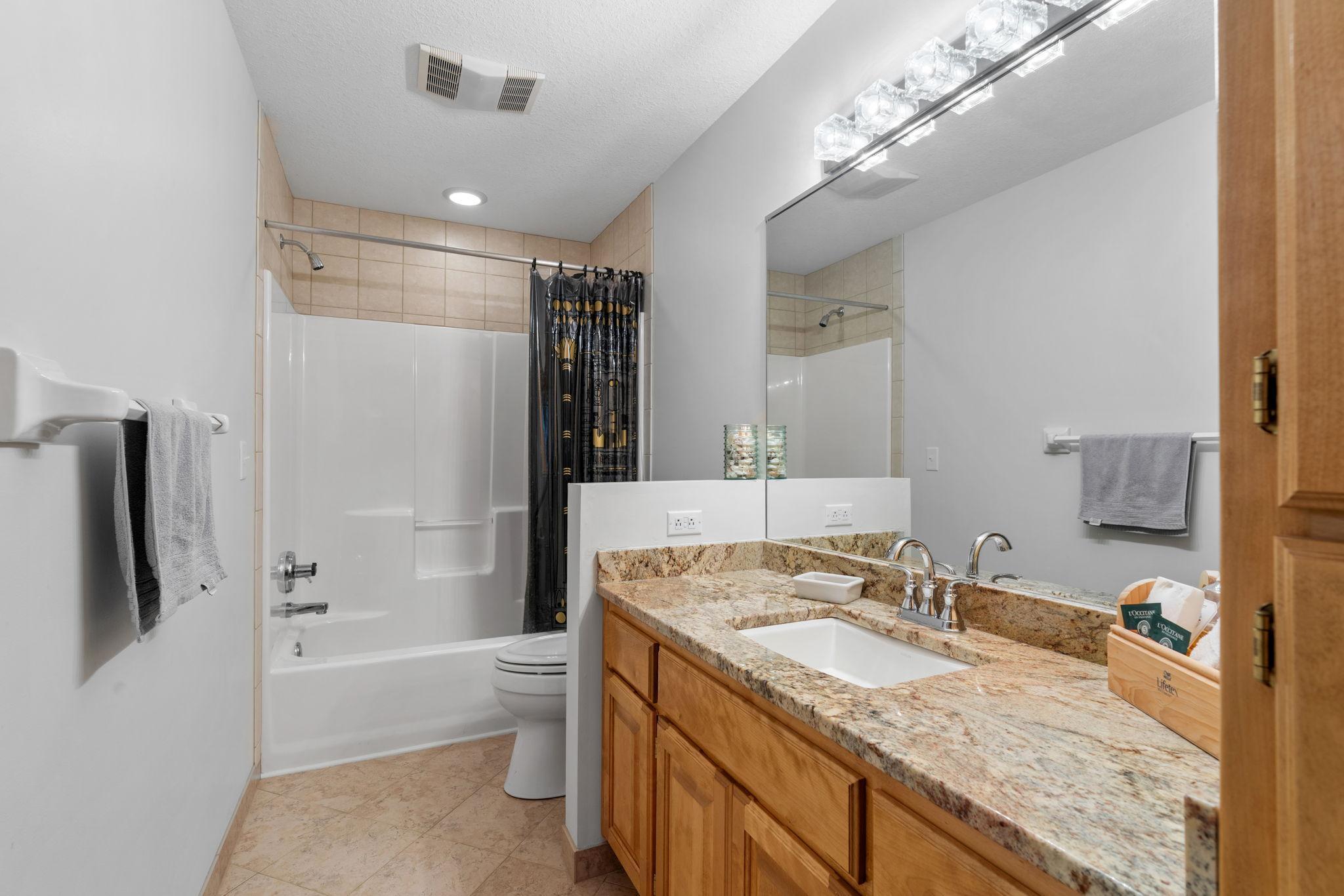 74-web-or-mls-12525 42nd Ave N-74.jpg