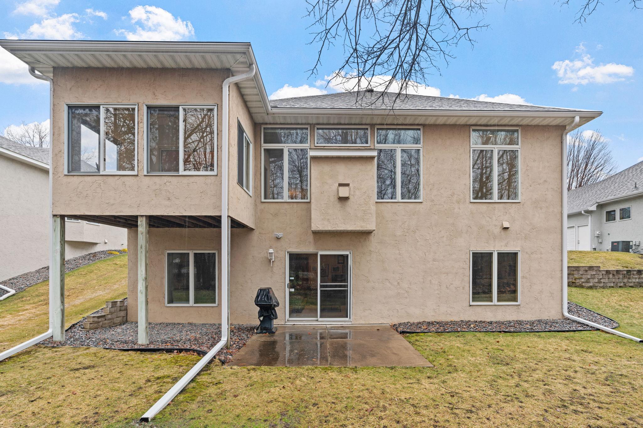 8-web-or-mls-12525 42nd Ave N-8.jpg