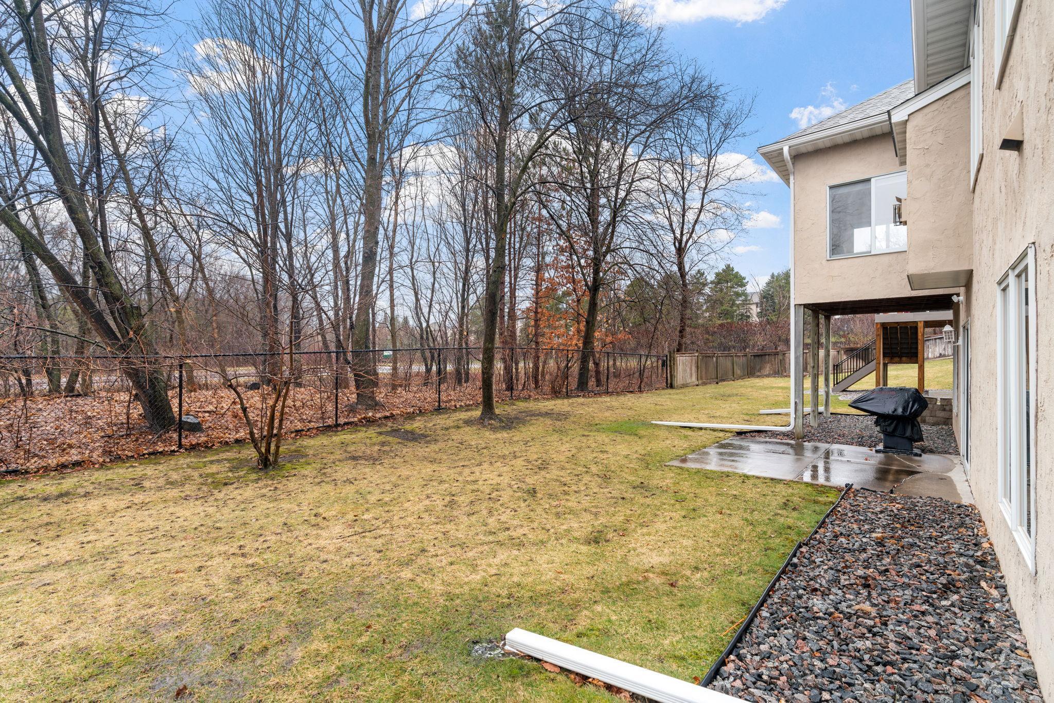 10-web-or-mls-12525 42nd Ave N-10.jpg