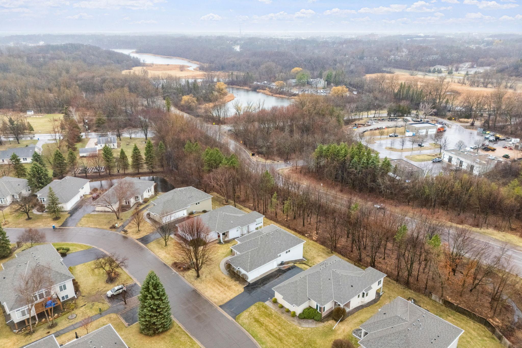 21-web-or-mls-12525 42nd Ave N-21.jpg