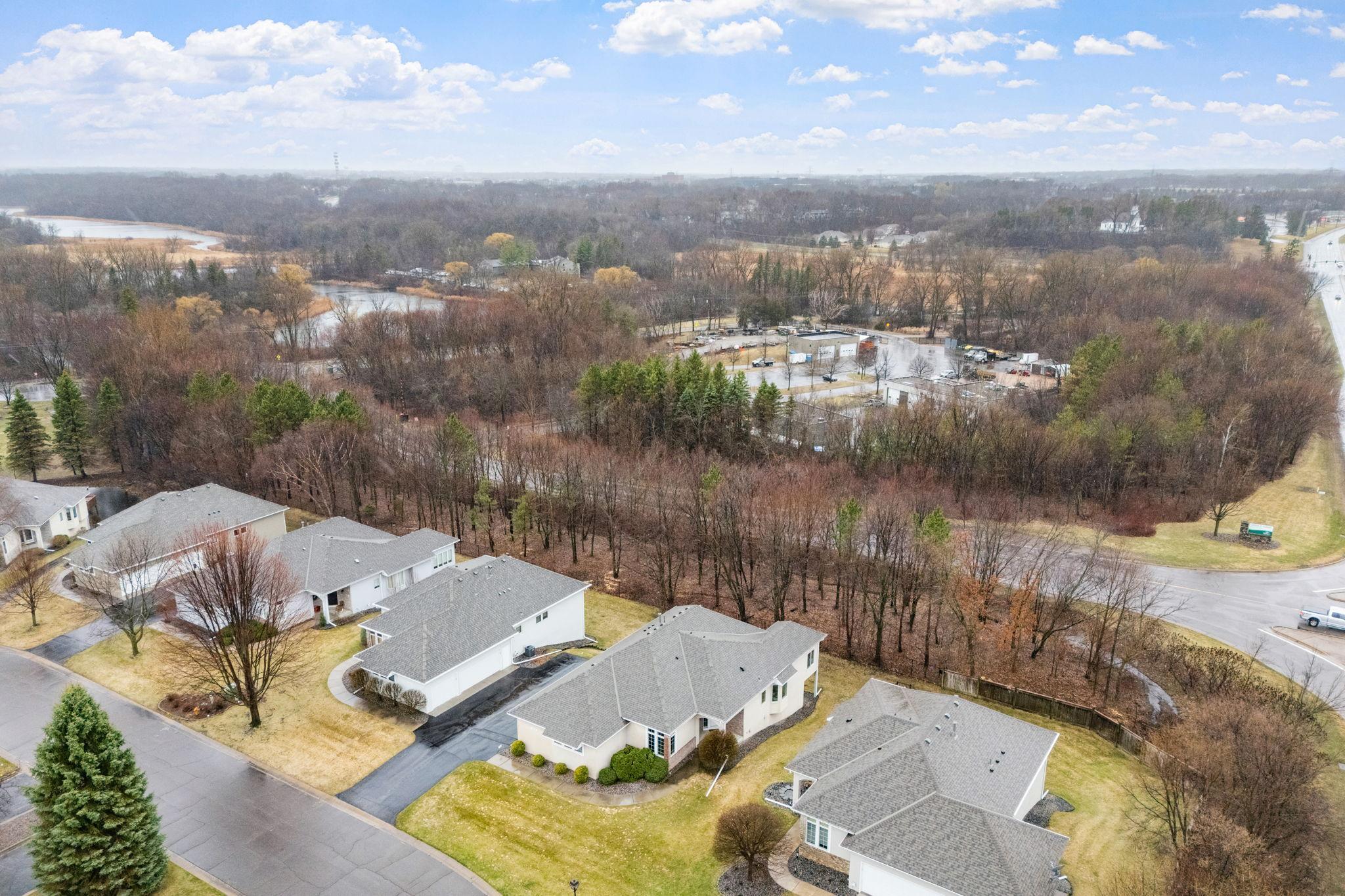 16-web-or-mls-12525 42nd Ave N-16.jpg