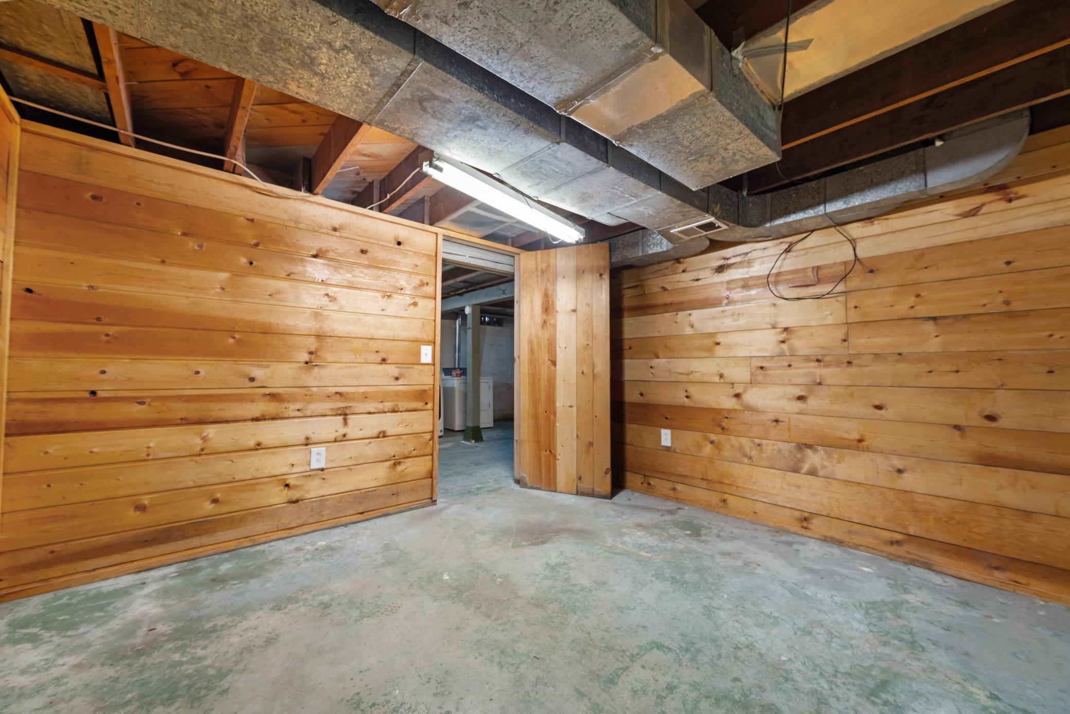 Large storage or flex room.jpg