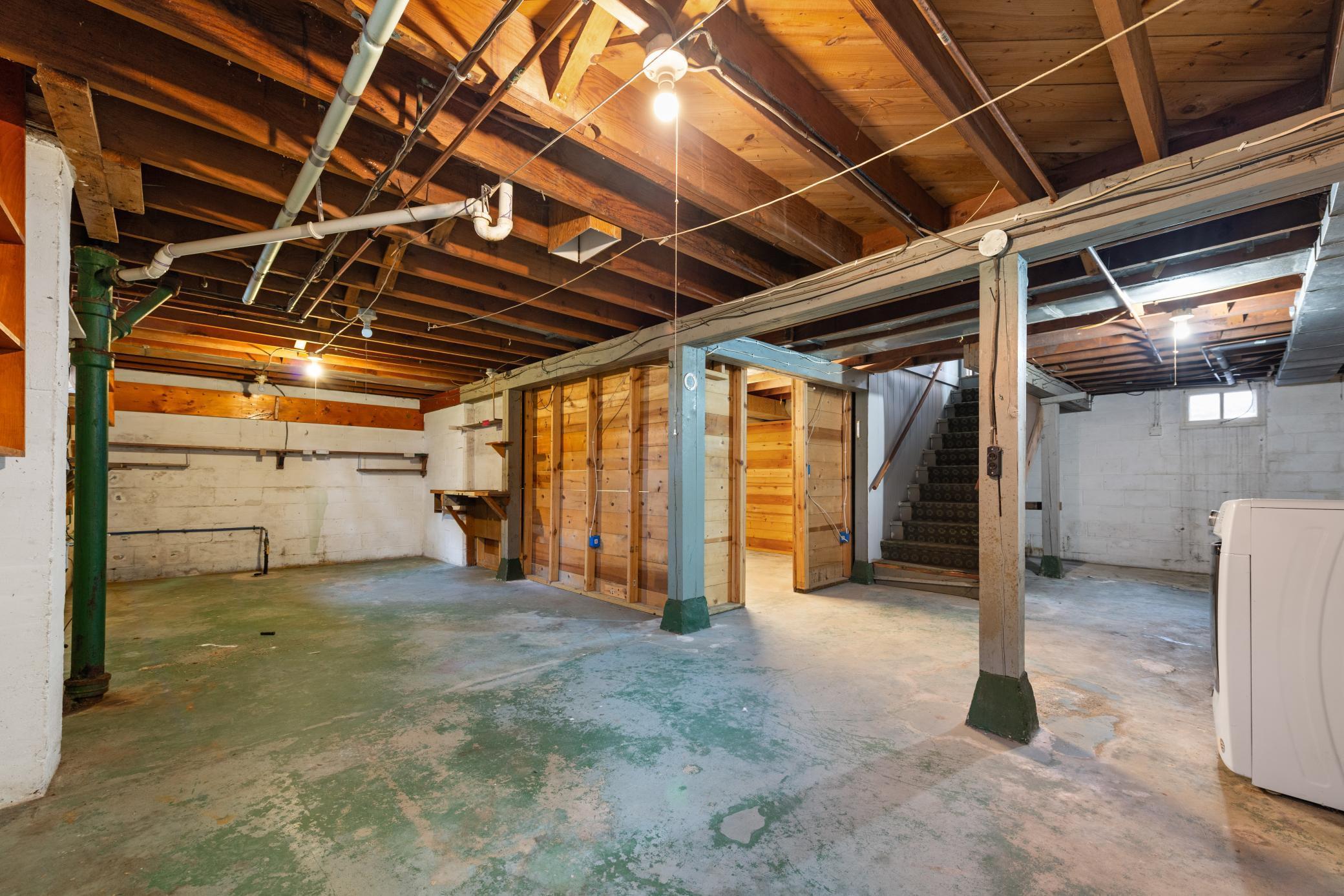 Clean basement space.jpg