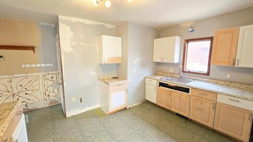 1444 Edgerton Street, Saint Paul, MN 55130