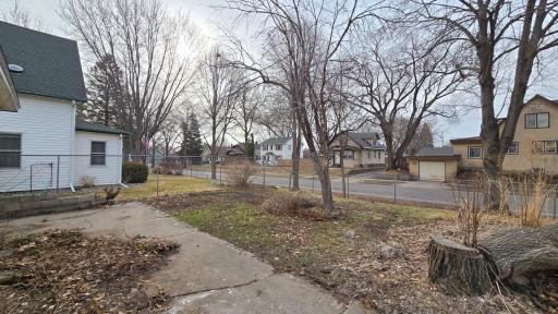 1444 Edgerton Street, Saint Paul, MN 55130