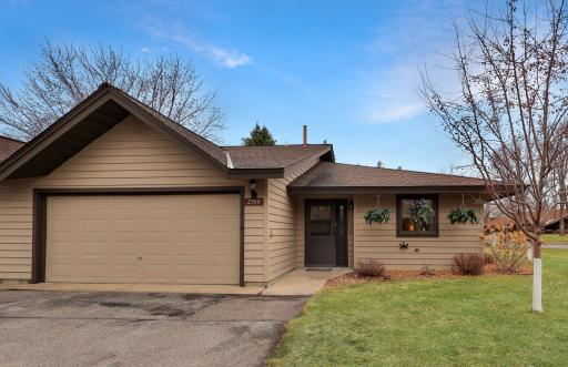 Welcome to 2550 15th Street N, St. Cloud! Well maintained patio home- end unit!