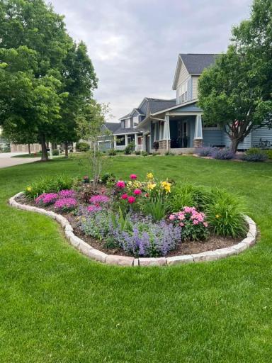2454 Sandstone Place, Saint Paul, MN 55129