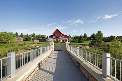 2454 Sandstone Place, Saint Paul, MN 55129