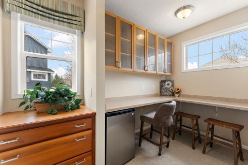 2454 Sandstone Place, Saint Paul, MN 55129