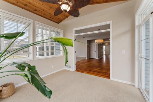 2454 Sandstone Place, Saint Paul, MN 55129