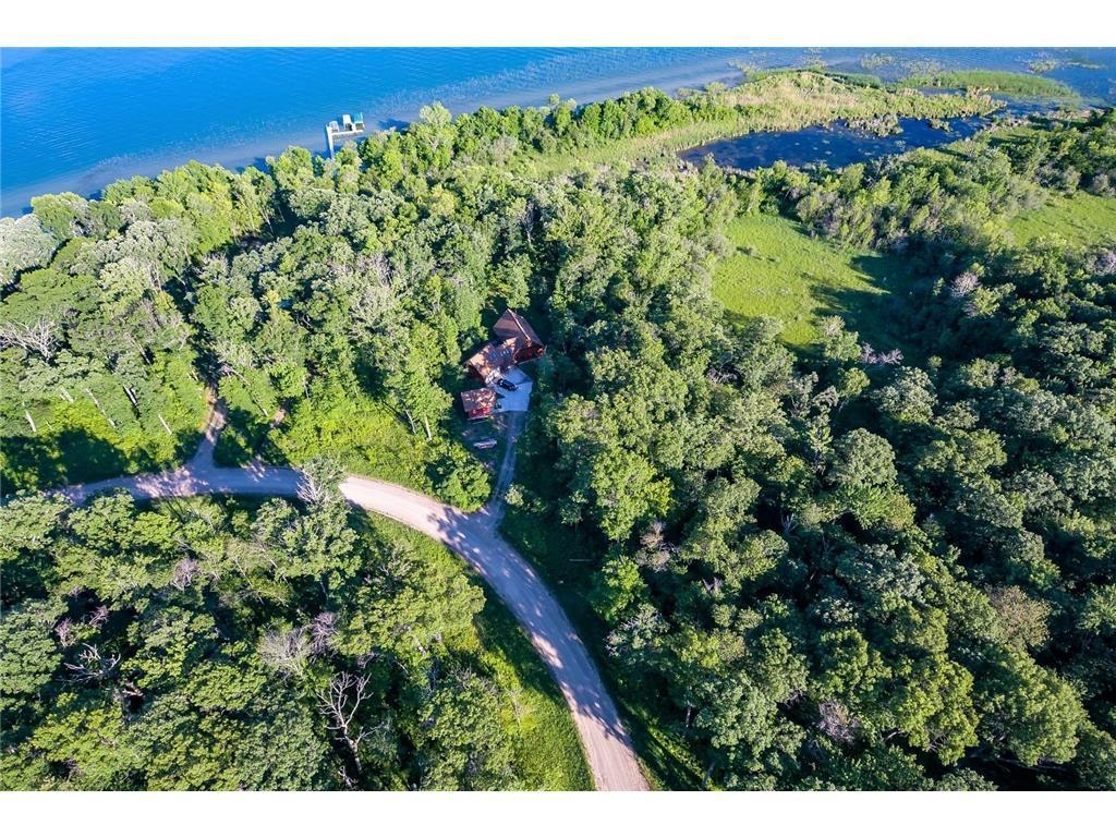 Oak Point Road to property