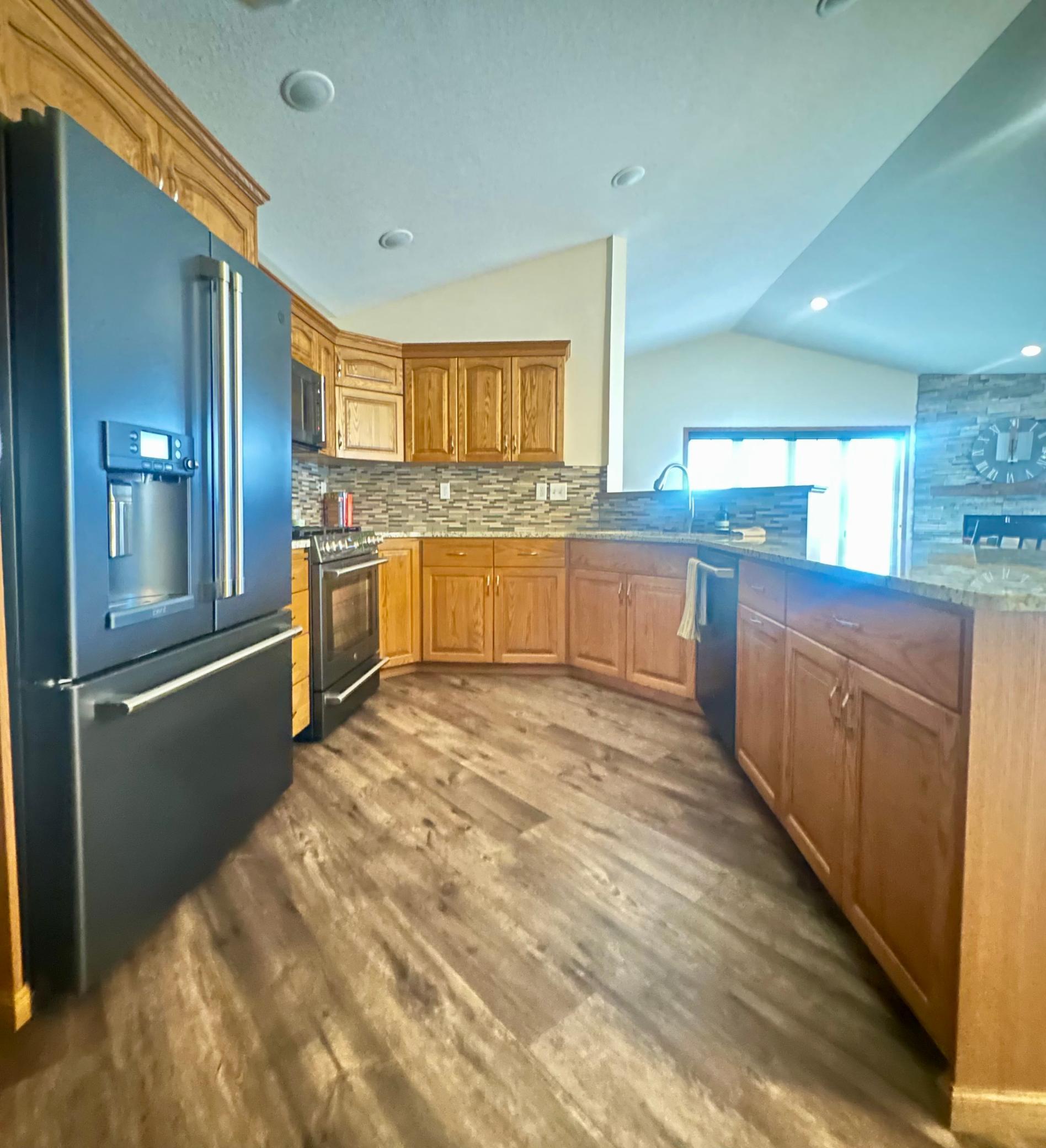 Spacious & Efficient Kitchen layout