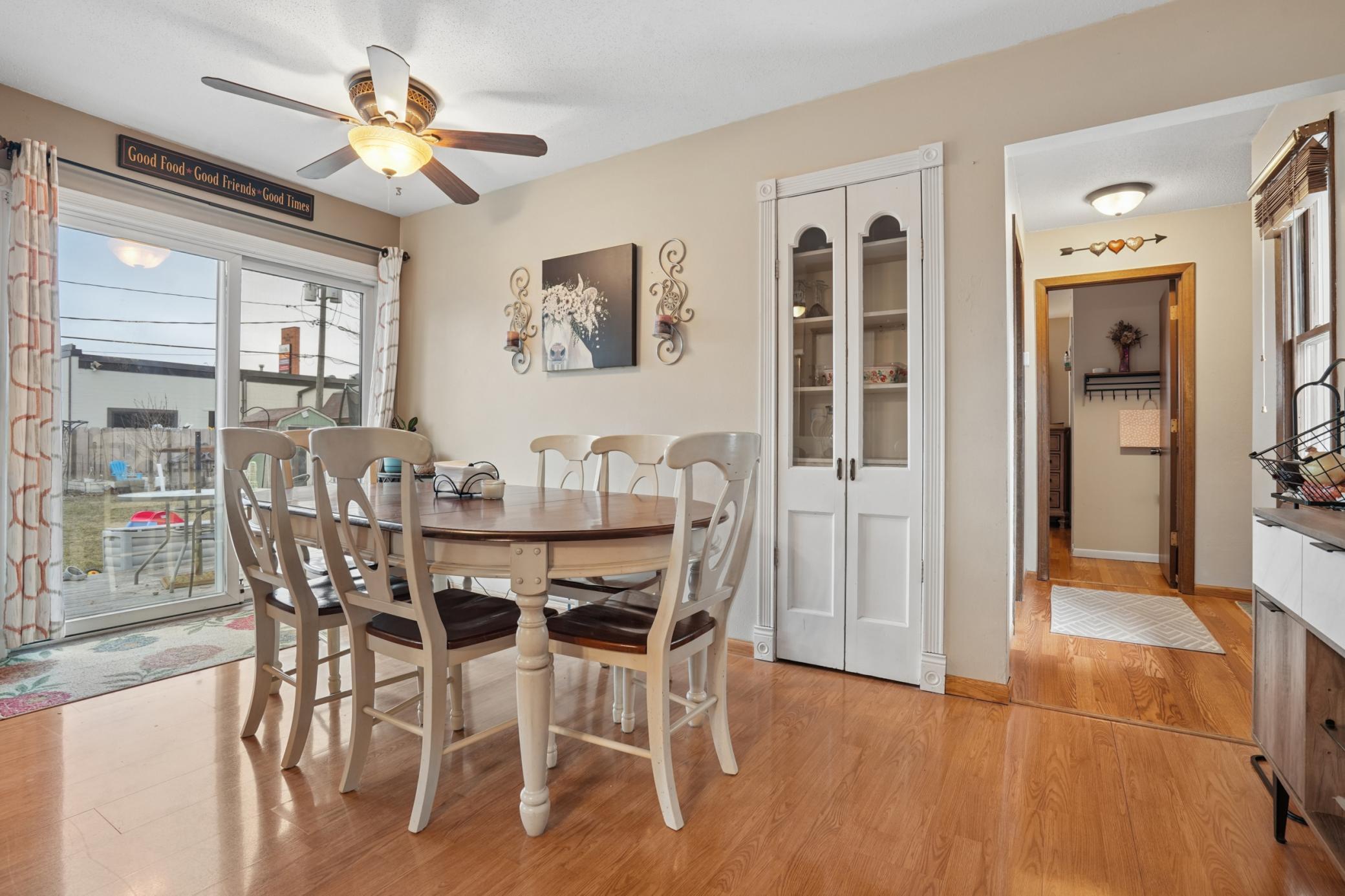 Dining Room 2.jpg