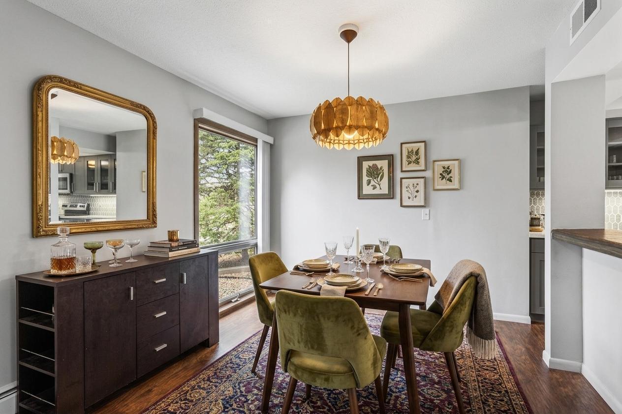 Virtually Staged Dining room