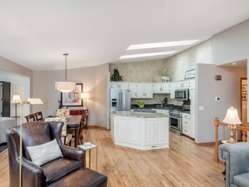 493 Sterling Street S, Saint Paul, MN 55119