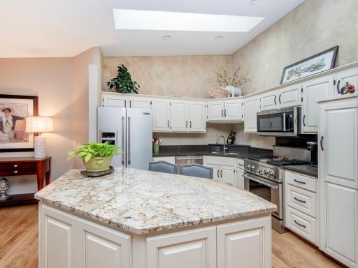 493 Sterling Street S, Saint Paul, MN 55119