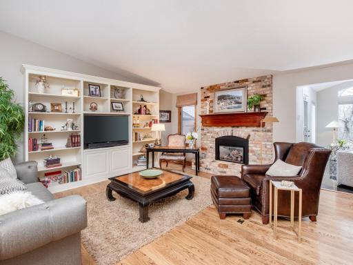 493 Sterling Street S, Saint Paul, MN 55119
