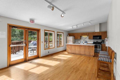 493 Sterling Street S, Saint Paul, MN 55119