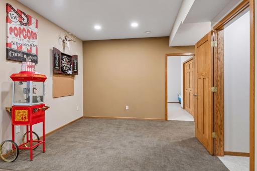 13890 Blanca Court, Rosemount, MN 55068