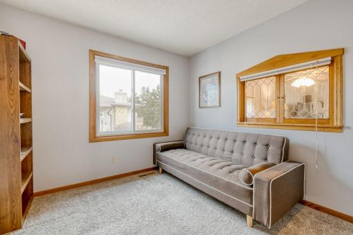 2333 Amberwood Drive, Woodbury, MN 55125