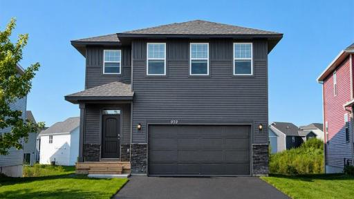 Welcome to 959 Huntington Way in the beautiful Bridle Creek Community in Jordan! This is the ELM floor plan that features 6 bedrooms, 4 bathrooms, and a FINISHED BASEMENT for 3,138 finished square feet of living space! Photo of the actual home.