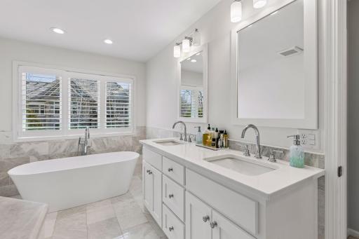 2107 Windsong Circle, Wayzata, MN 55391