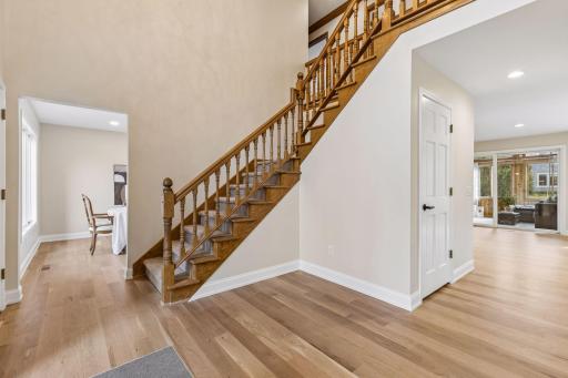 2107 Windsong Circle, Wayzata, MN 55391