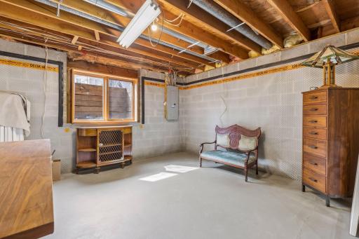 2107 Windsong Circle, Wayzata, MN 55391