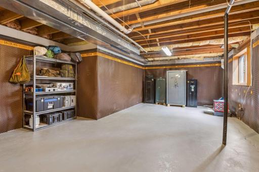 2107 Windsong Circle, Wayzata, MN 55391