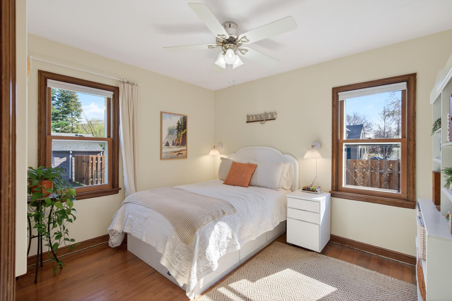 The larger of the two bedrooms is on the east side. The room has a calm and soothing aspect.