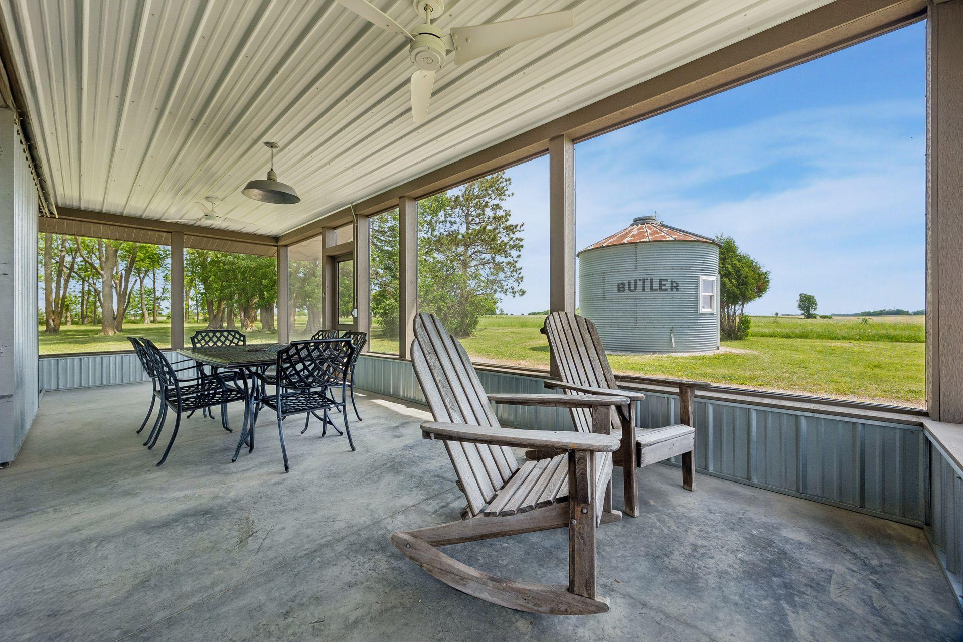 Three Season Porch