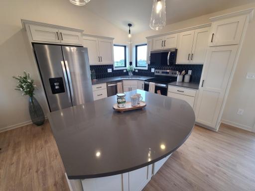 907 13th Street NW, Kasson, MN 55944