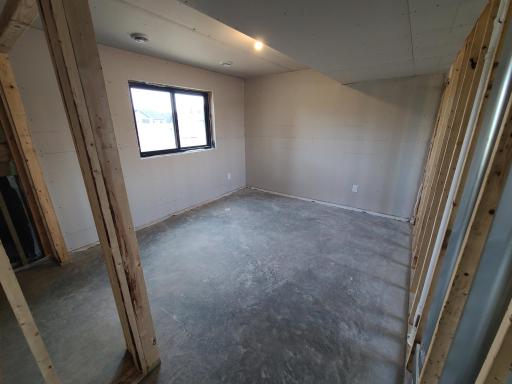 907 13th Street NW, Kasson, MN 55944