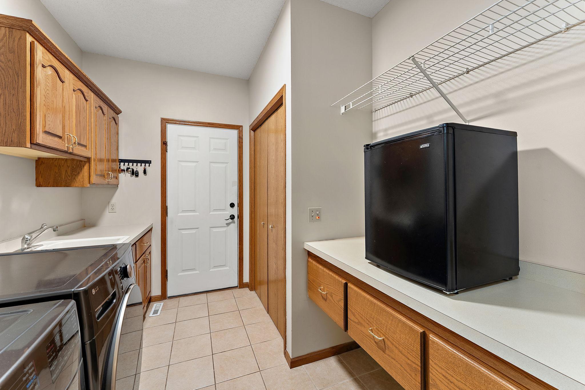 Laundry & garage access