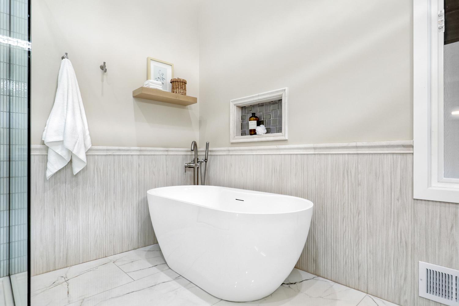 6145 Apple Road, Excelsior, 55331-103.jpg