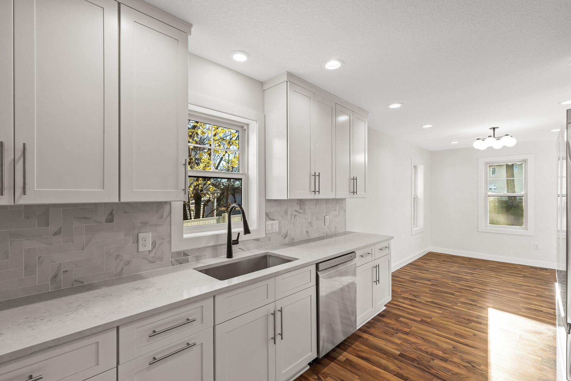 13_2308_Shadywood_Road13_mls.jpg