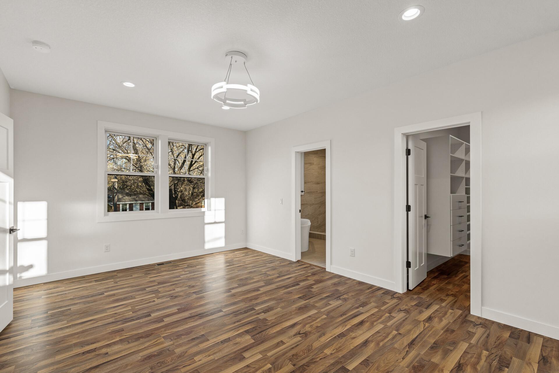 24_2308_Shadywood_Road24_mls.jpg