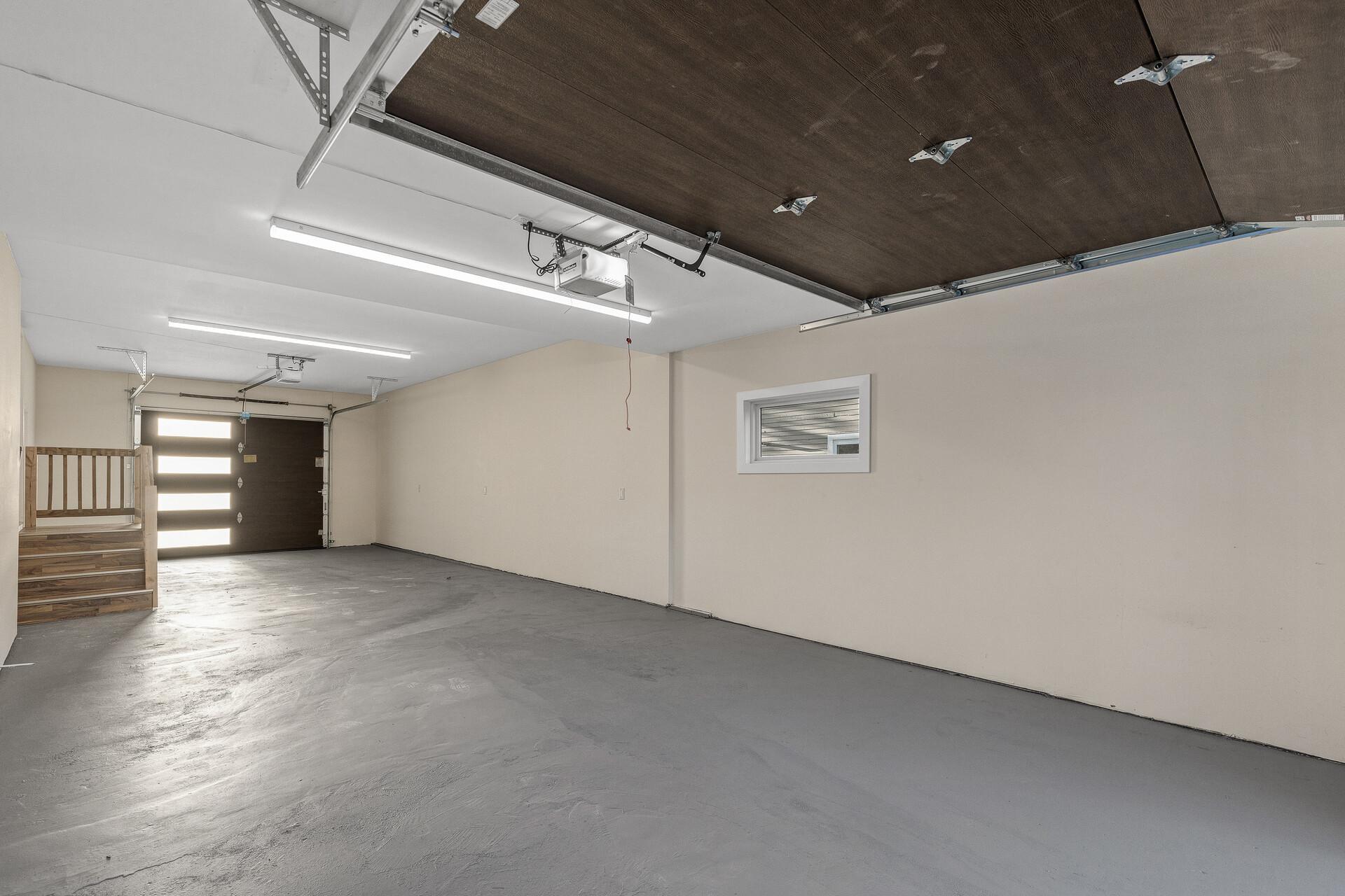 Drive through tandem garage