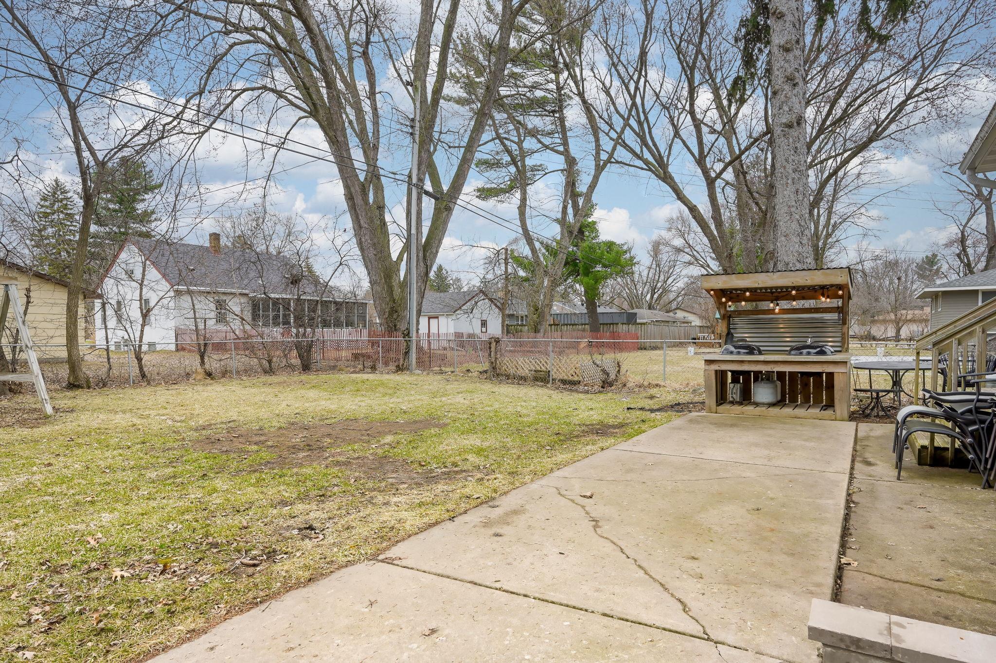 46-web-or-mls-321 3rd Ave SE-36.jpeg