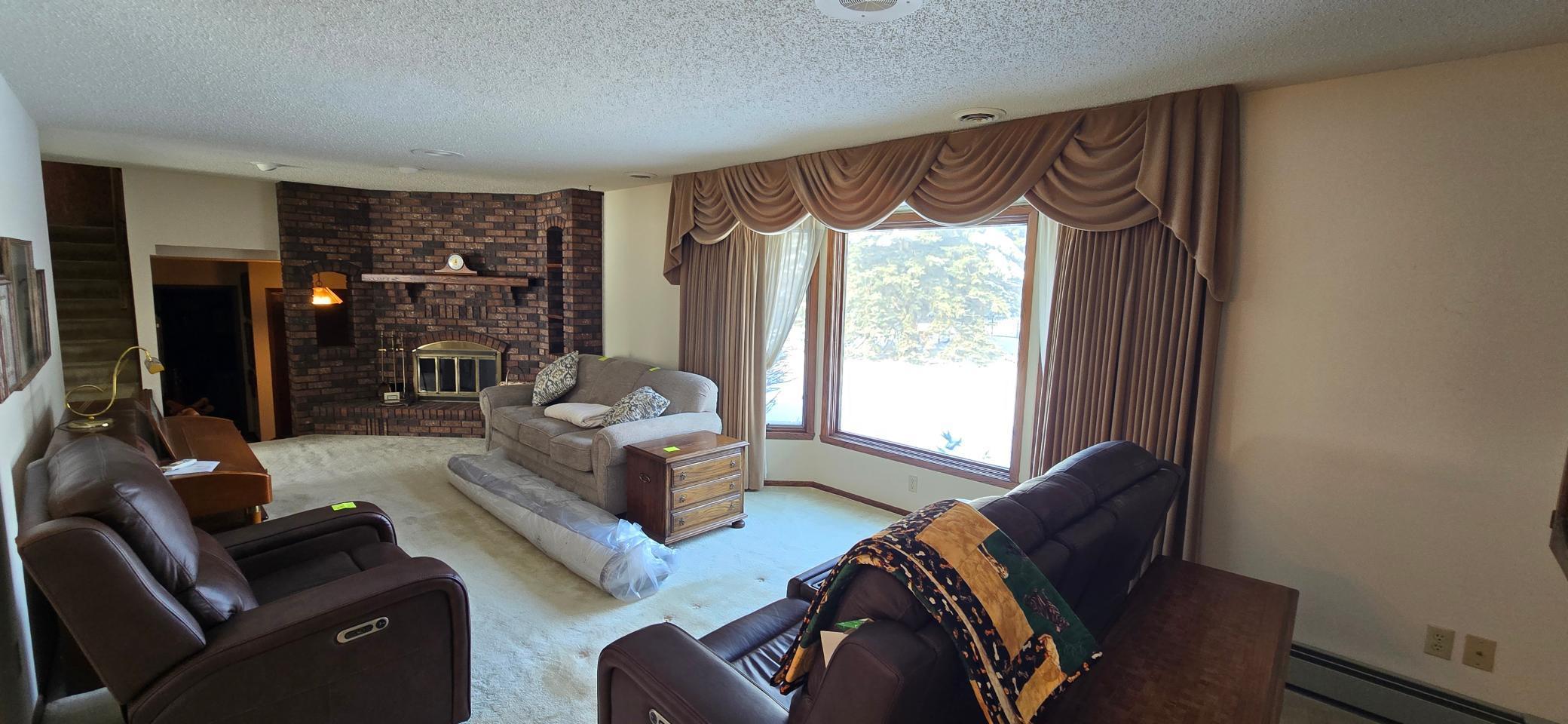 Newer HM LIving room