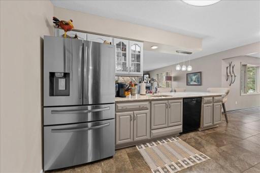302 Pleasant Knolls, Center City, MN 55012