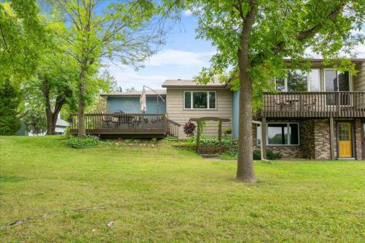 302 Pleasant Knolls, Center City, MN 55012