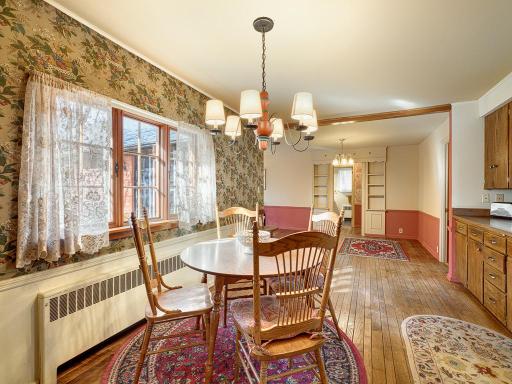 4230 Ewing Avenue N, Robbinsdale, MN 55422