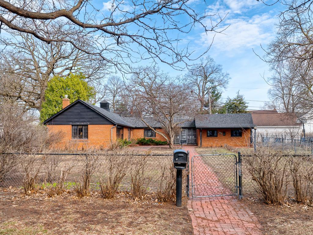 1 - Exterior Front.jpg